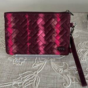 Lug Peekaboo Wristlet